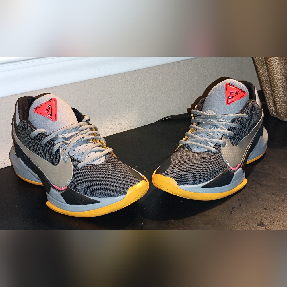 Giannis Antetokounmpo's Nike Zoom Freak 2 'Taxi '